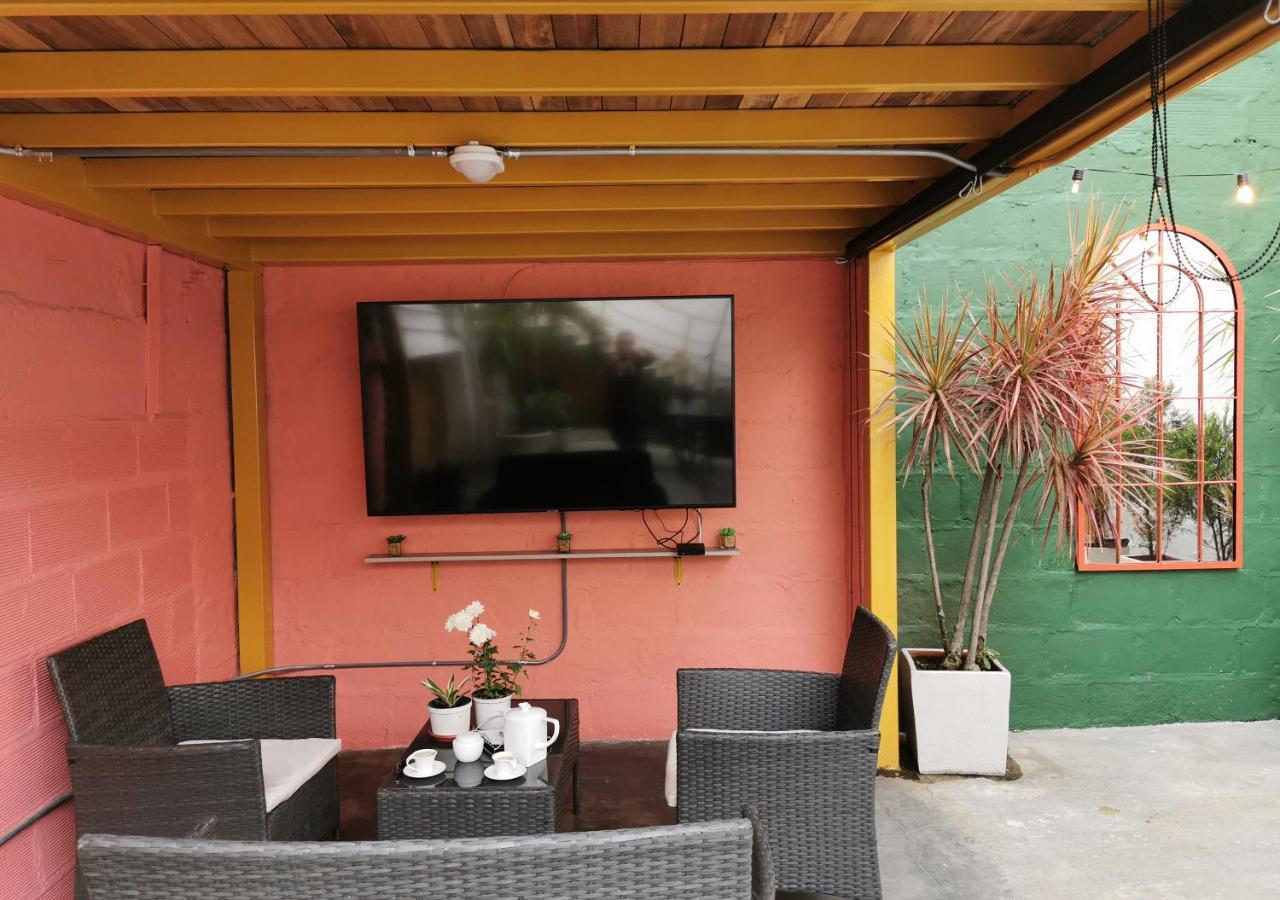 Botanica Casa Hotel Medellín Eksteriør billede